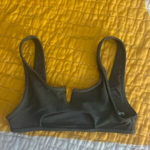 FRANKIES Bikini Cutout Top